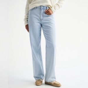 Abercrombie & Fitch Curve Love Loose High Rise Jean